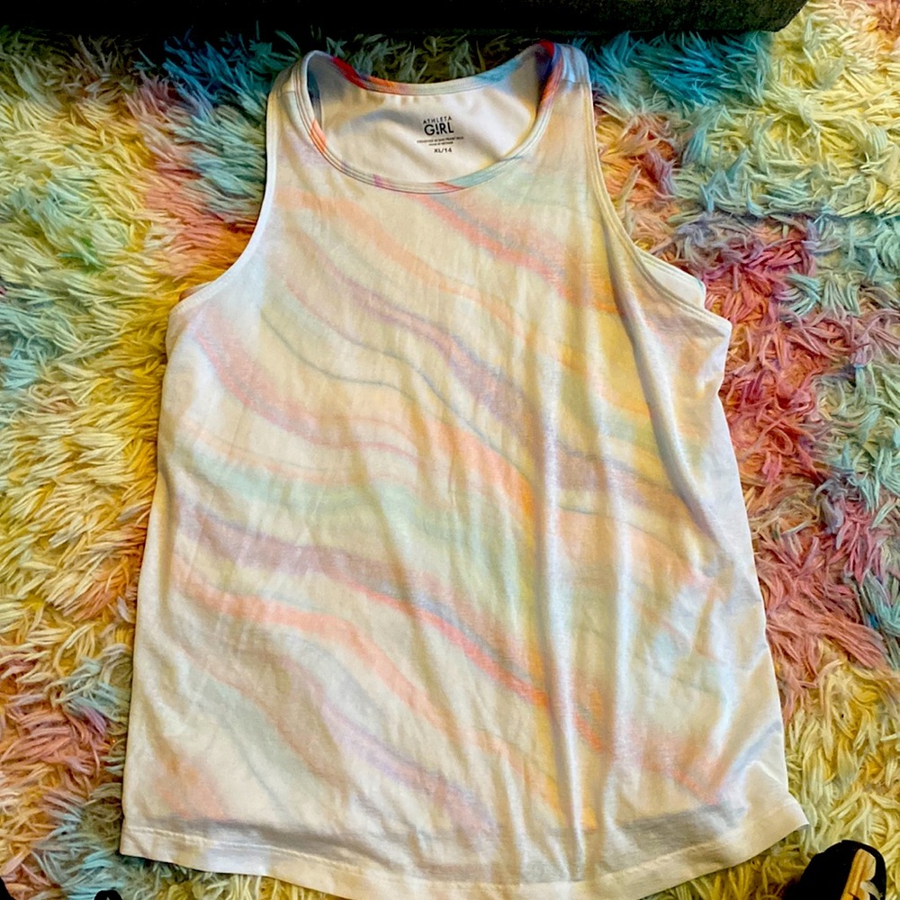 Athleta G!RL workout top!